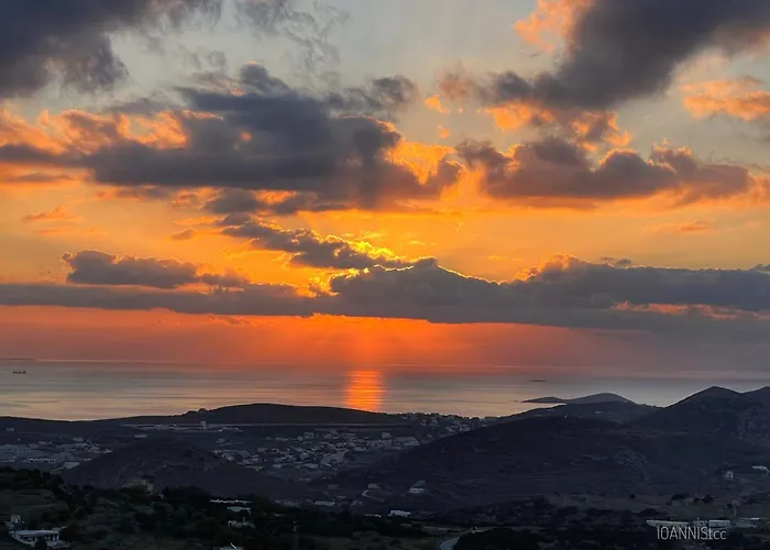 Volax280 Syros Amazing View